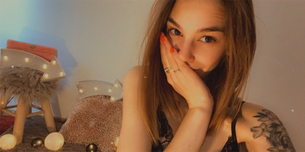 HotFallingDevil - Chaturbate Cam Girl on Webcam.Wiki