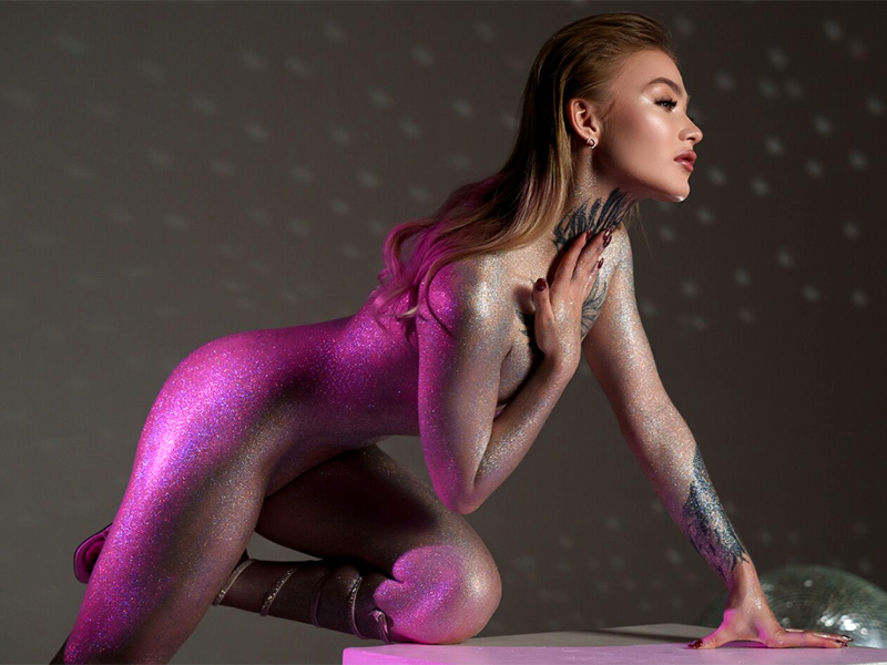 Cam girl ArianaMendls from LiveJasmin.com