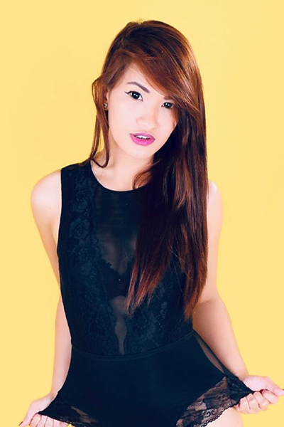 Cam girl AnneGela from LiveJasmin.com