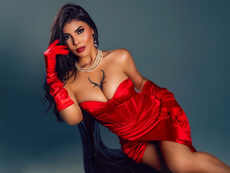 Cam girl SaraMaier from LiveJasmin.com
