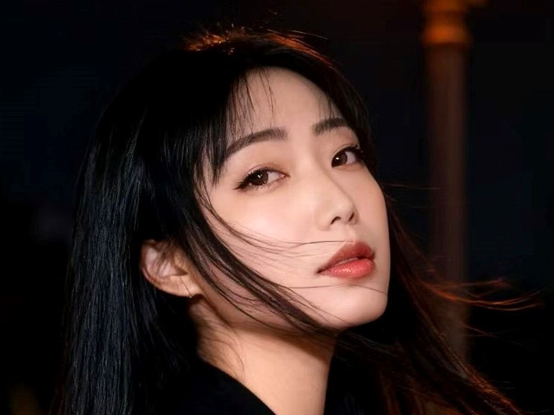 Cam girl BeIIaDiana from LiveJasmin.com