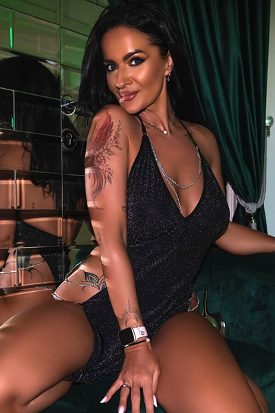 Cam girl CataleyaLore from LiveJasmin.com