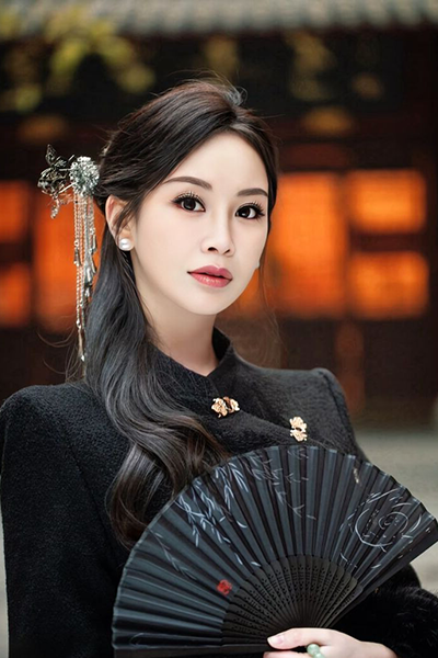 Cam girl XiaoJuan from LiveJasmin.com