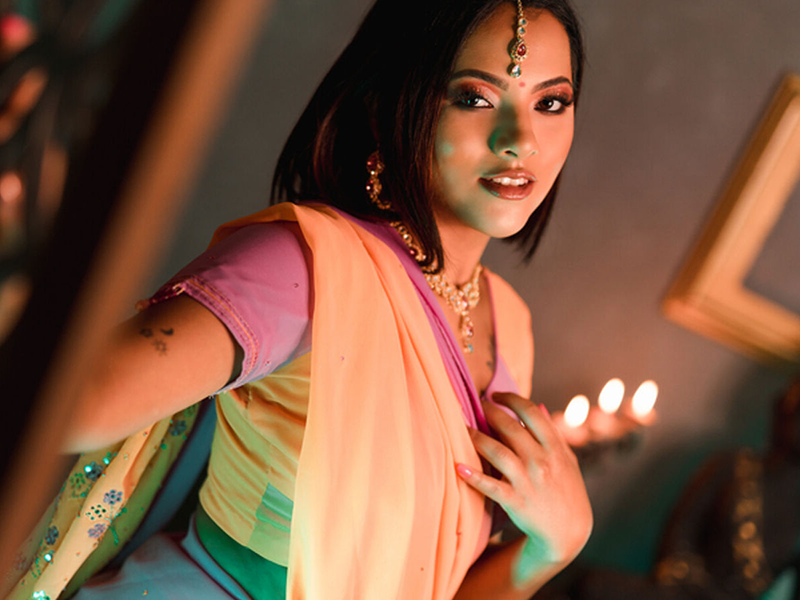 Cam girl AnoukChopra from LiveJasmin.com