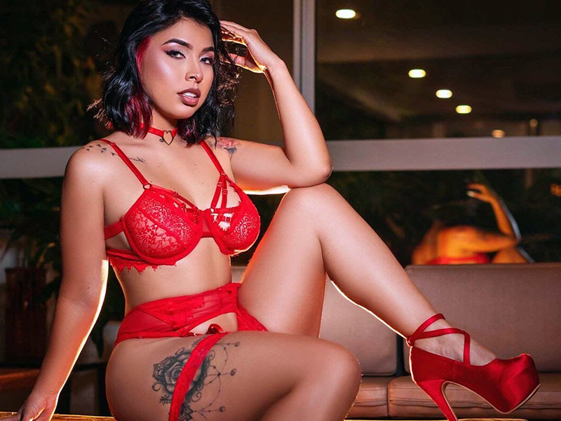 Cam girl ScarletKova from LiveJasmin.com